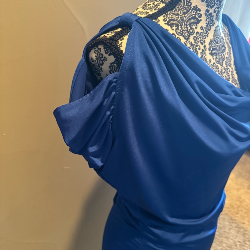 Bebe Blue Sleeveless Ruched Ruffled Blouse - Picture 4 of 4